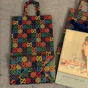 Gucci paper bag 15”x9